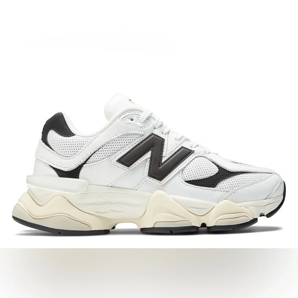 🖤🤍 NEW BALANCE 9060 BLACK WHITE 🤍🖤 - Picture 1 of 4